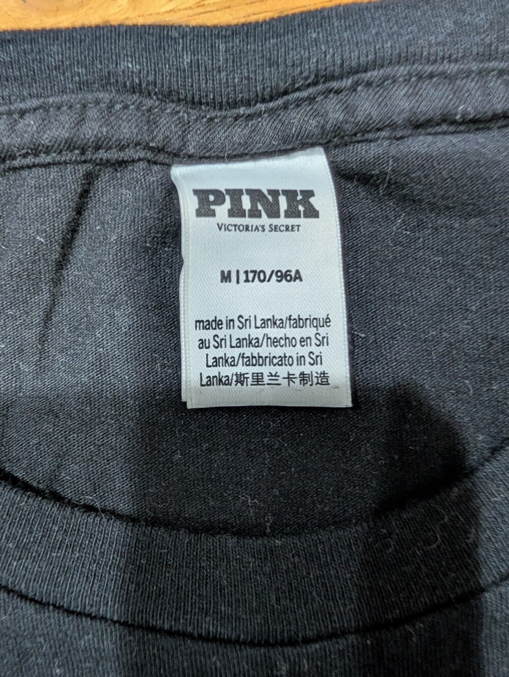 NWOT PINK Victoria's Secret Black Crop T-Shirt Size Medium - Picture 2 of 2